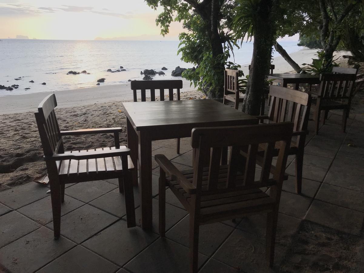 Paradise Beachfront Bungalows 호텔 코크라단 외부 사진