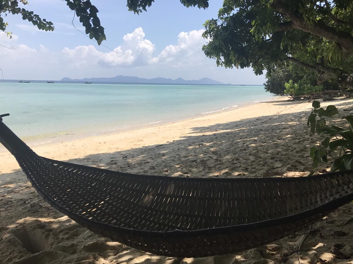 Paradise Beachfront Bungalows 호텔 코크라단 외부 사진